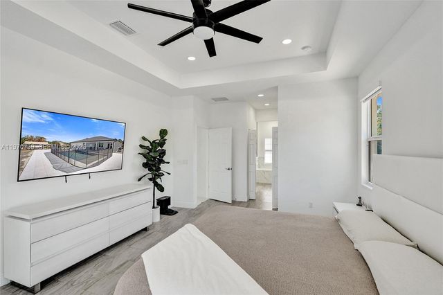 13673 N 77th Pl N, Loxahatchee, FL 33412