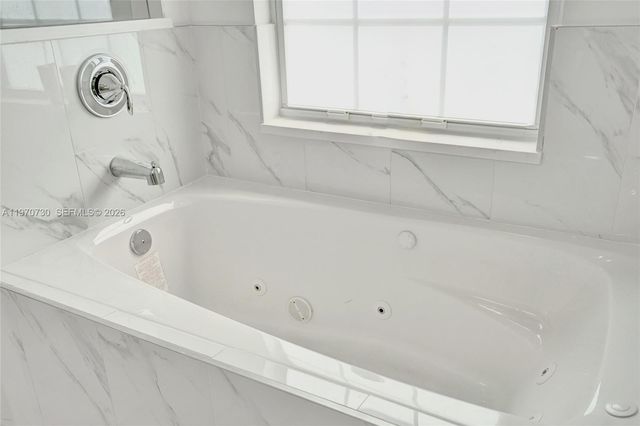 13673 N 77th Pl N, Loxahatchee, FL 33412