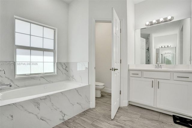 13673 N 77th Pl N, Loxahatchee, FL 33412