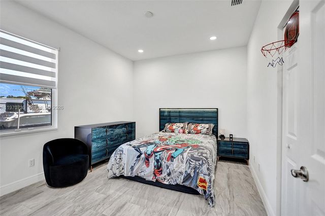 13673 N 77th Pl N, Loxahatchee, FL 33412