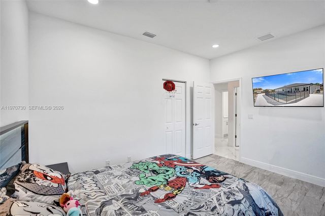 13673 N 77th Pl N, Loxahatchee, FL 33412