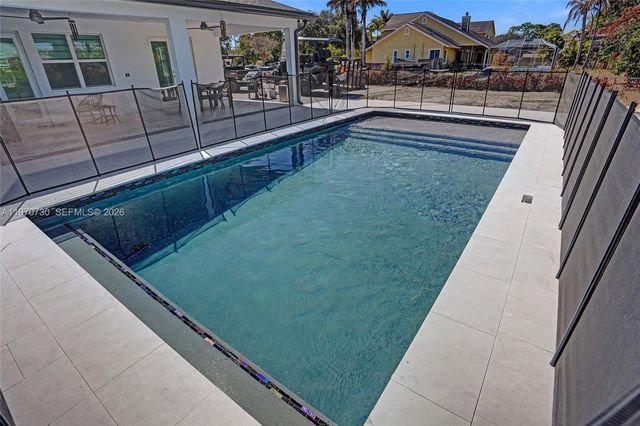 13673 N 77th Pl N, Loxahatchee, FL 33412