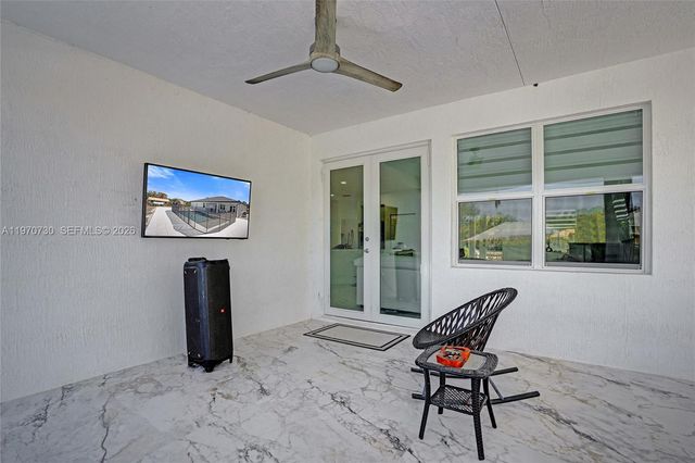 13673 N 77th Pl N, Loxahatchee, FL 33412