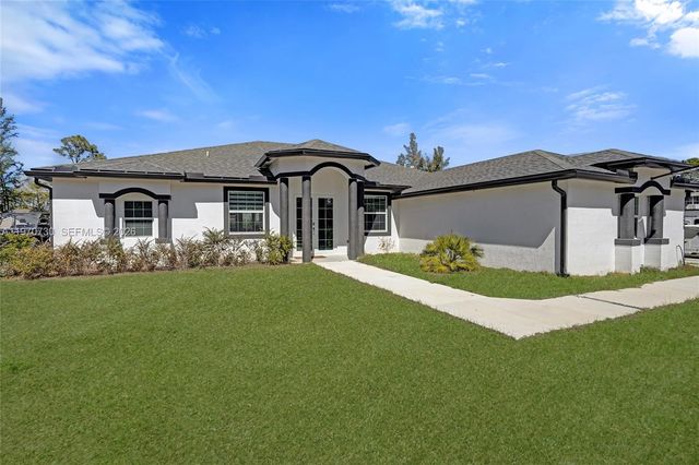 13673 N 77th Pl N, Loxahatchee, FL 33412