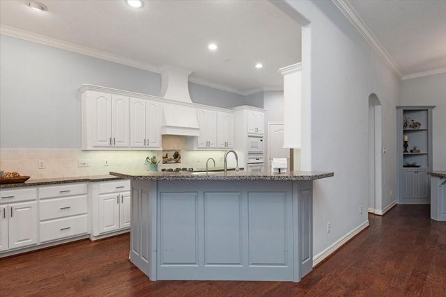 185 W Palm Boulevard, Montgomery, TX 77356