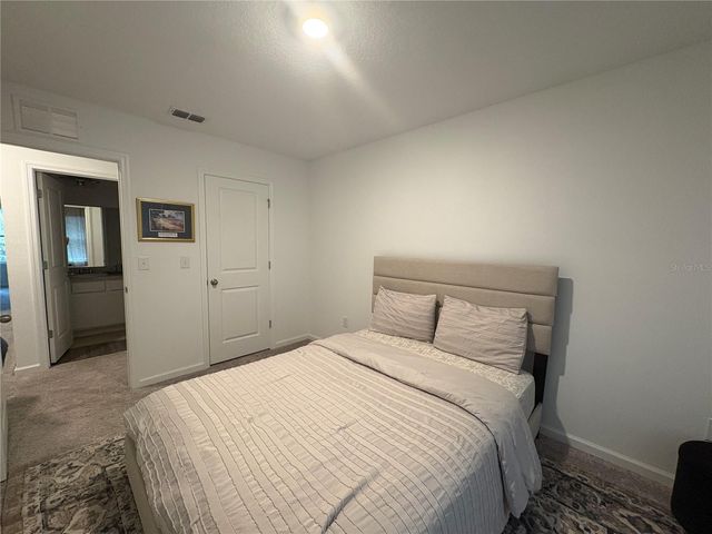 6175 DAERR RIDGE STREET, Zephyrhills, FL 33542