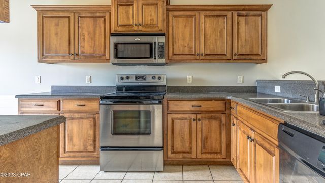 2951 Palmetto Ridge Way, Lynn Haven, FL 32444