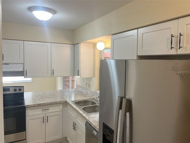 953 MONROE COURT, Apopka, FL 32703