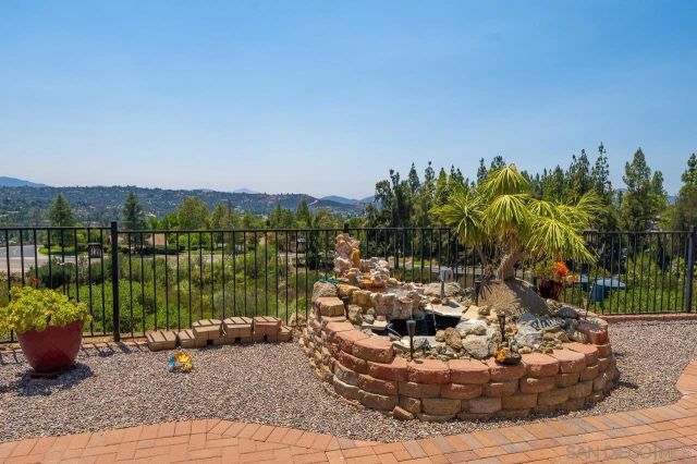 2617 LOBELIA RD, Alpine, CA 91901