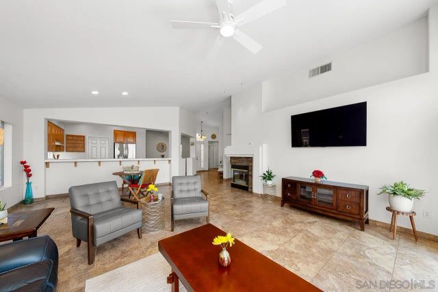 2617 LOBELIA RD, Alpine, CA 91901