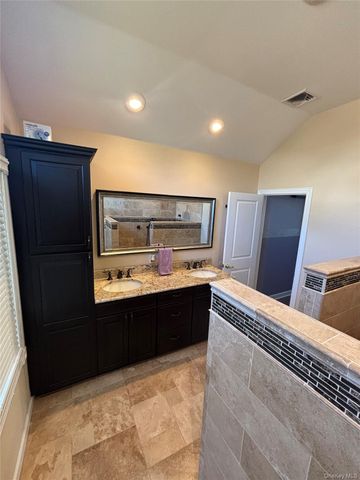 142 5th Street, Saint James, NY 11780