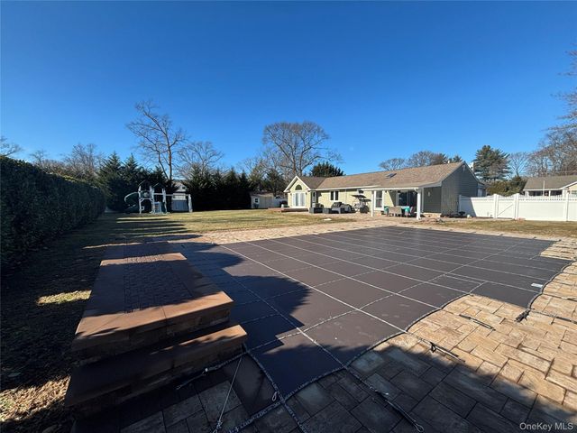 142 5th Street, Saint James, NY 11780