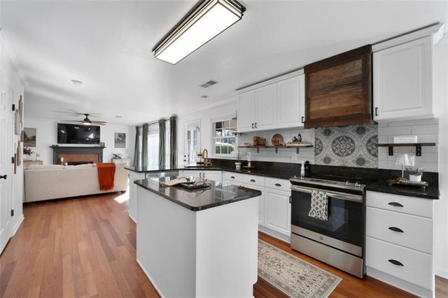 194 HUNTERS Crossing, Dallas, GA 30157