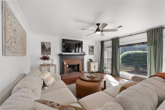 194 HUNTERS Crossing, Dallas, GA 30157