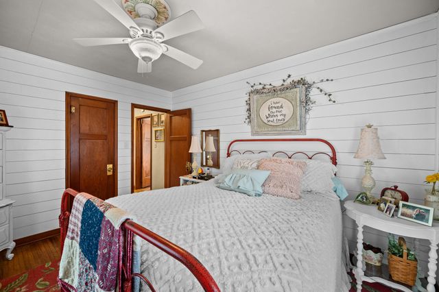 18263 G Avenue, Perry, IA 50220