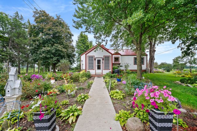 18263 G Avenue, Perry, IA 50220