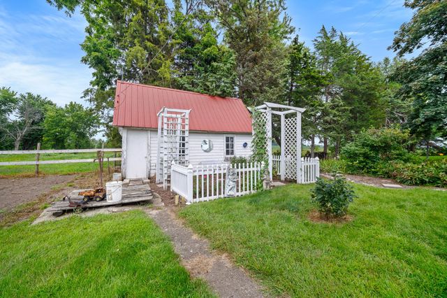 18263 G Avenue, Perry, IA 50220