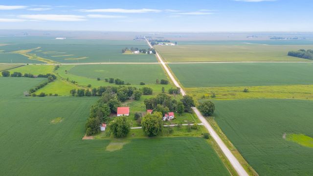 18263 G Avenue, Perry, IA 50220