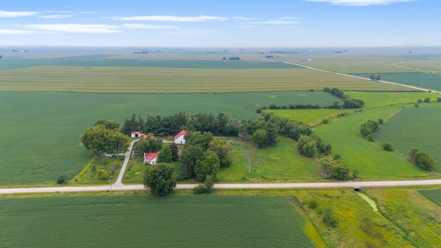 18263 G Avenue, Perry, IA 50220
