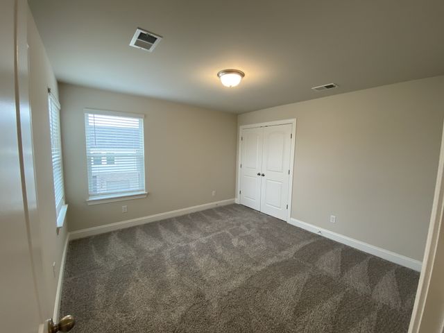 356 Wiregrass Ln, Columbia, TN 38401