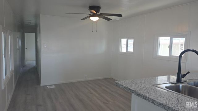 2500 Jewetta Avenue 85, Bakersfield, CA 93312