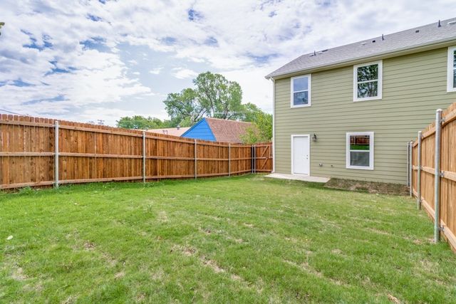 809 - 811 W Coffin Street, Denison, TX 75020