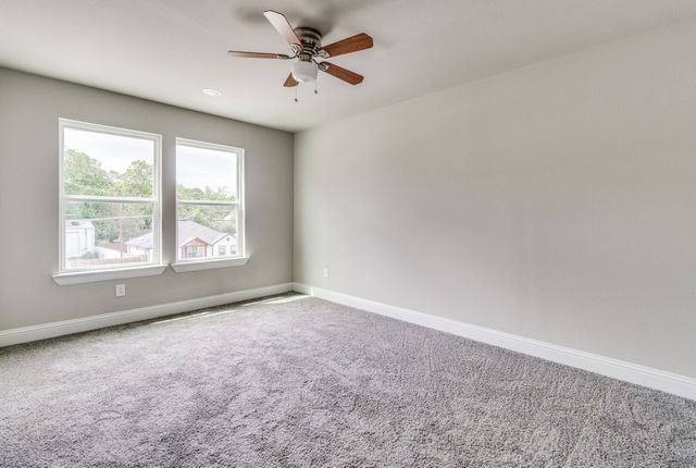 809 - 811 W Coffin Street, Denison, TX 75020