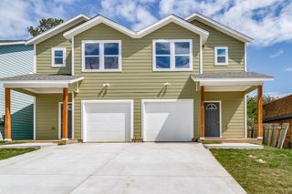 809 - 811 W Coffin Street, Denison, TX 75020