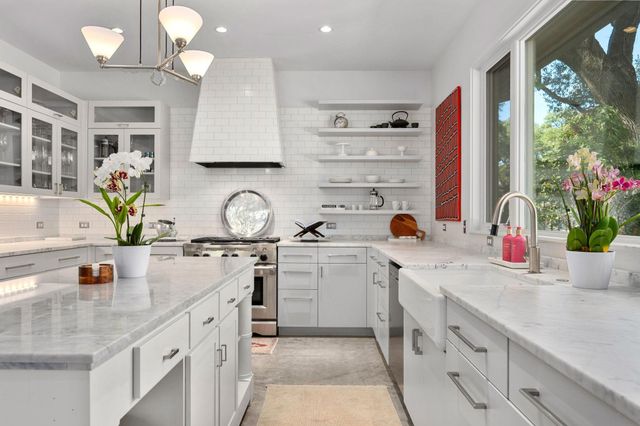 3705 Bridle PATH, Austin, TX 78703