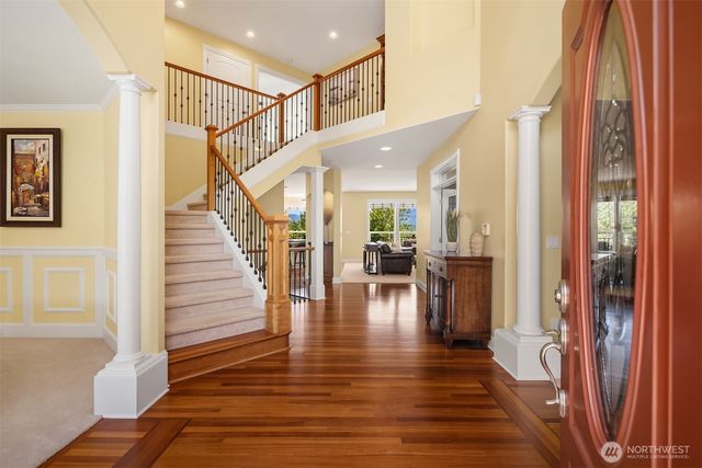 6230 Fairway Place SE, Snoqualmie, WA 98065