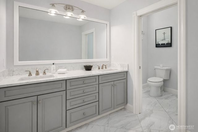 6230 Fairway Place SE, Snoqualmie, WA 98065