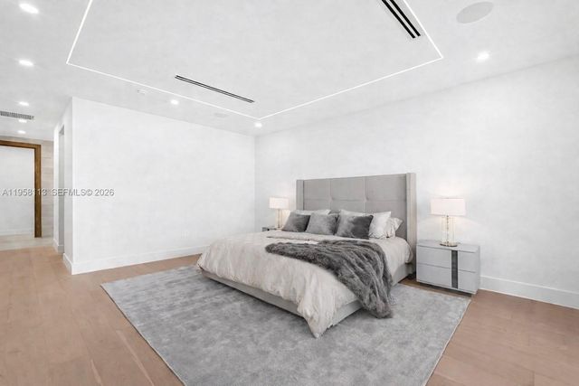 441 NW 44th St, Miami, FL 33127