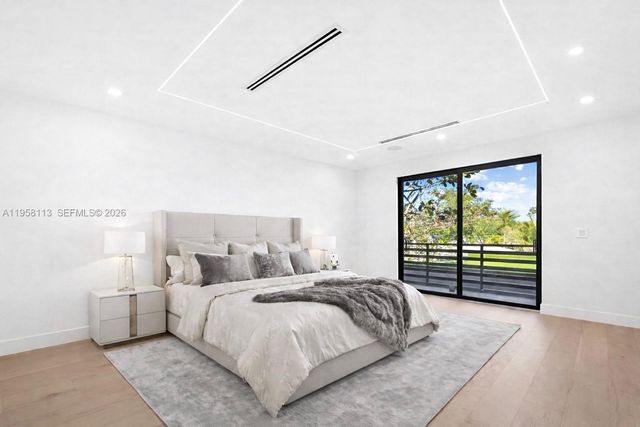 441 NW 44th St, Miami, FL 33127