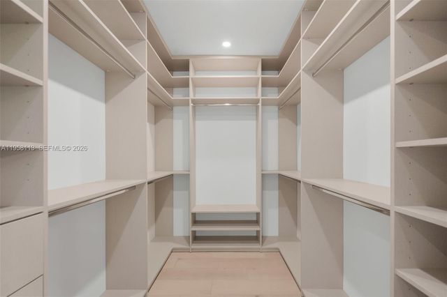 441 NW 44th St, Miami, FL 33127