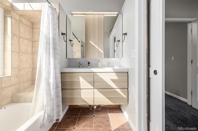 220 Wark Avenue, Berthoud, CO 80513