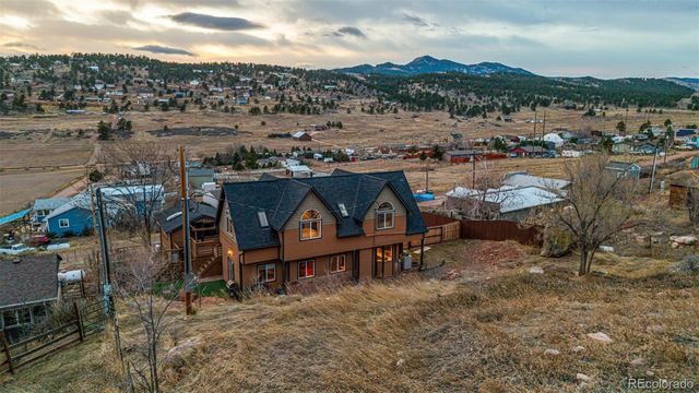 220 Wark Avenue, Berthoud, CO 80513