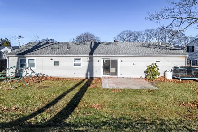 10 Spring Valley Rd, Natick, MA 01760