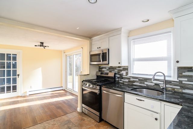 10 Spring Valley Rd, Natick, MA 01760