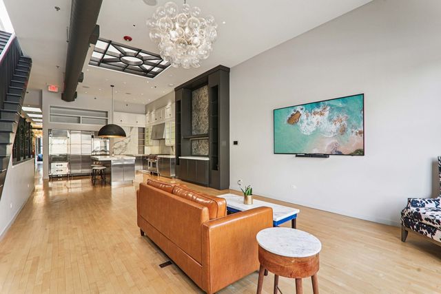 107 W Main Street B, St. Charles, IL 60174