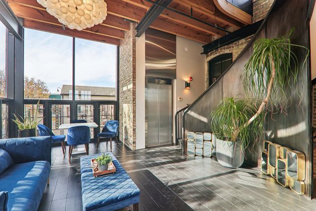 107 W Main Street B, St. Charles, IL 60174