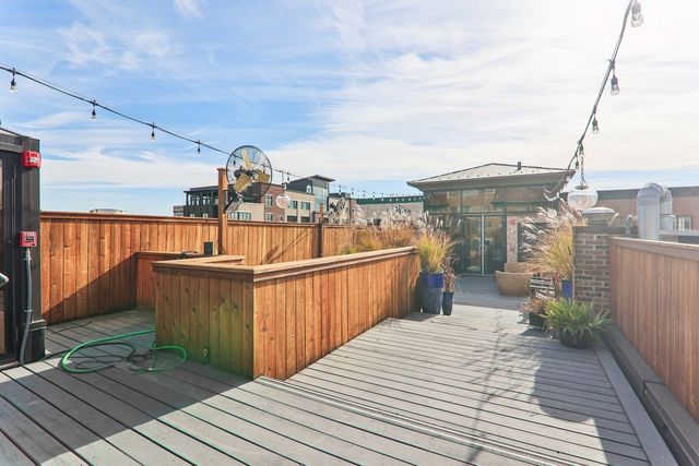 107 W Main Street B, St. Charles, IL 60174