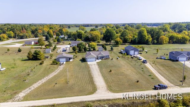 12940 Scottie Drive, Grand Haven, MI 49417