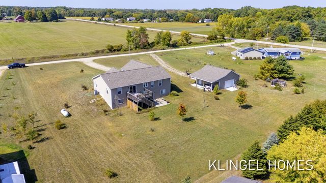 12940 Scottie Drive, Grand Haven, MI 49417