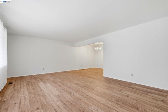 649 Graham Hill Rd, Santa Cruz, CA 95060