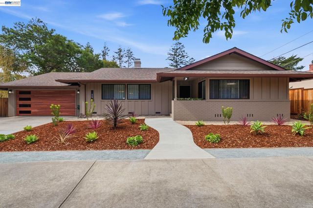 649 Graham Hill Rd, Santa Cruz, CA 95060