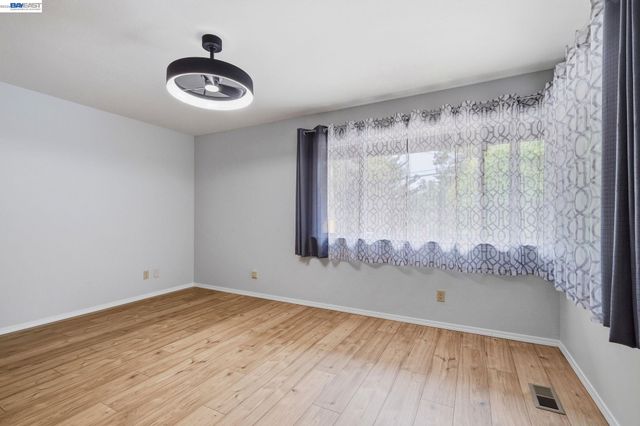 649 Graham Hill Rd, Santa Cruz, CA 95060