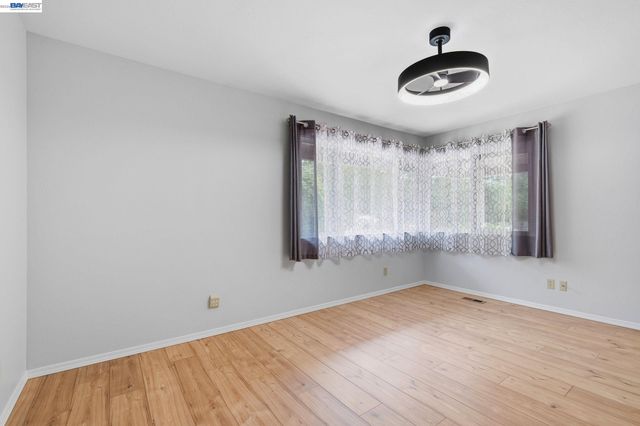 649 Graham Hill Rd, Santa Cruz, CA 95060