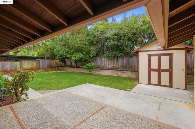 649 Graham Hill Rd, Santa Cruz, CA 95060