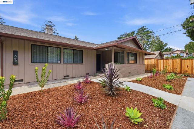 649 Graham Hill Rd, Santa Cruz, CA 95060