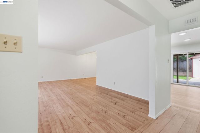 649 Graham Hill Rd, Santa Cruz, CA 95060